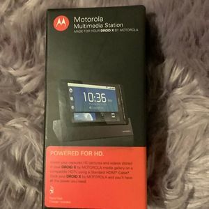 Motorola Multimedia Station for Droid X​